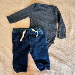 Baby Gap jeans & onesie outfit